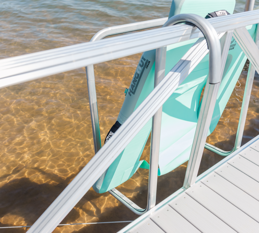 Dock side ramprack for storing your paddle boat